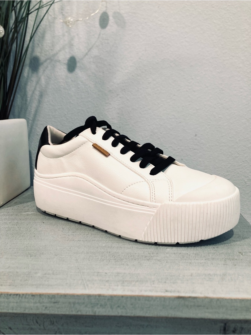Dr Scholls Time Off Max Lace Up Leather Sneakers Women Sz 8
